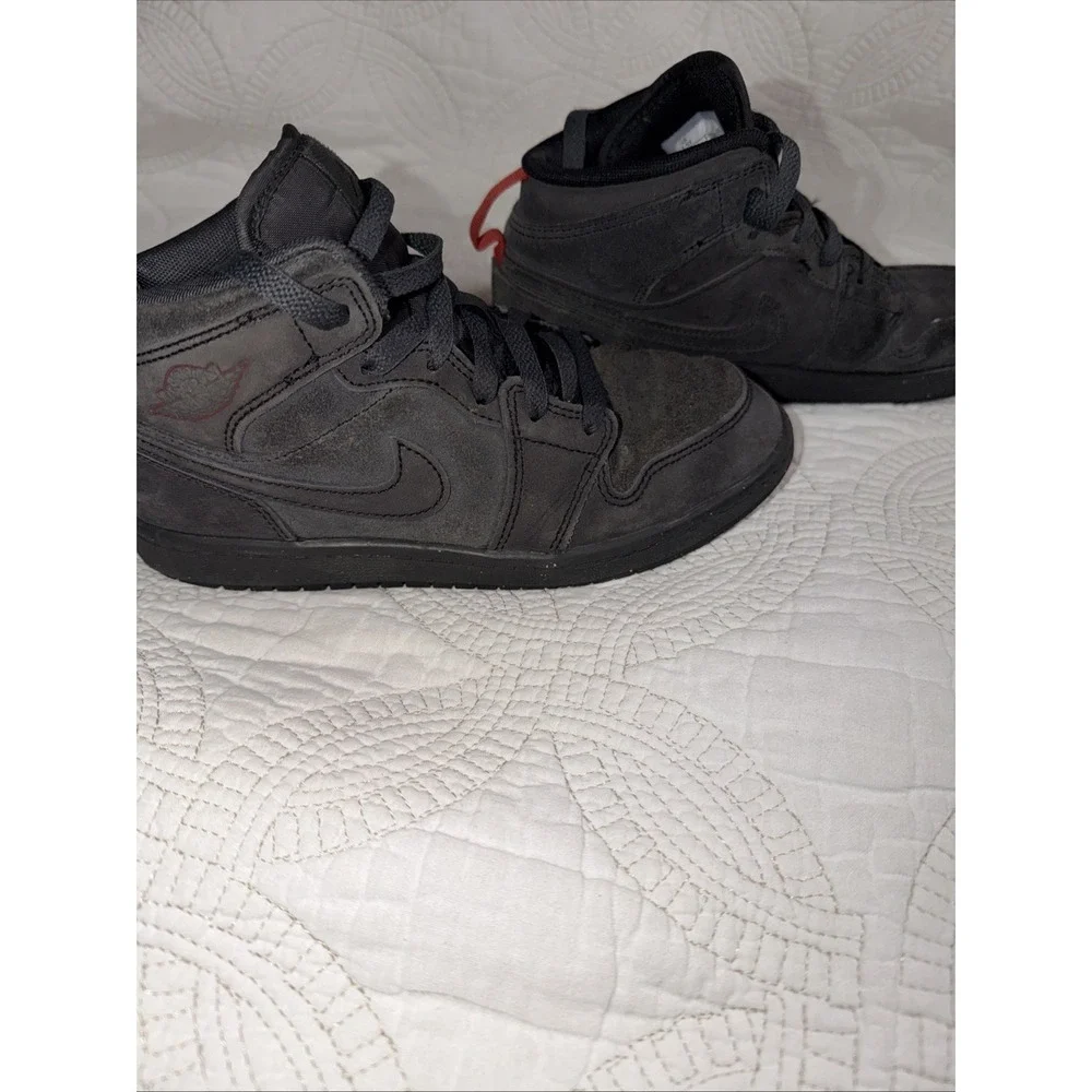Nike Air Jordan 1 Mid Craft Dark Smoke Red Tab 2.5y Sneakers